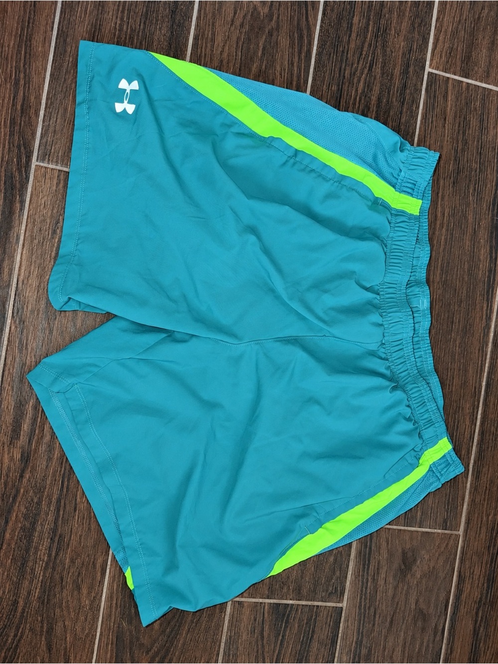 Men’s Under Armour HeatGear Teal Neon Green Athletic Shorts Size XXL